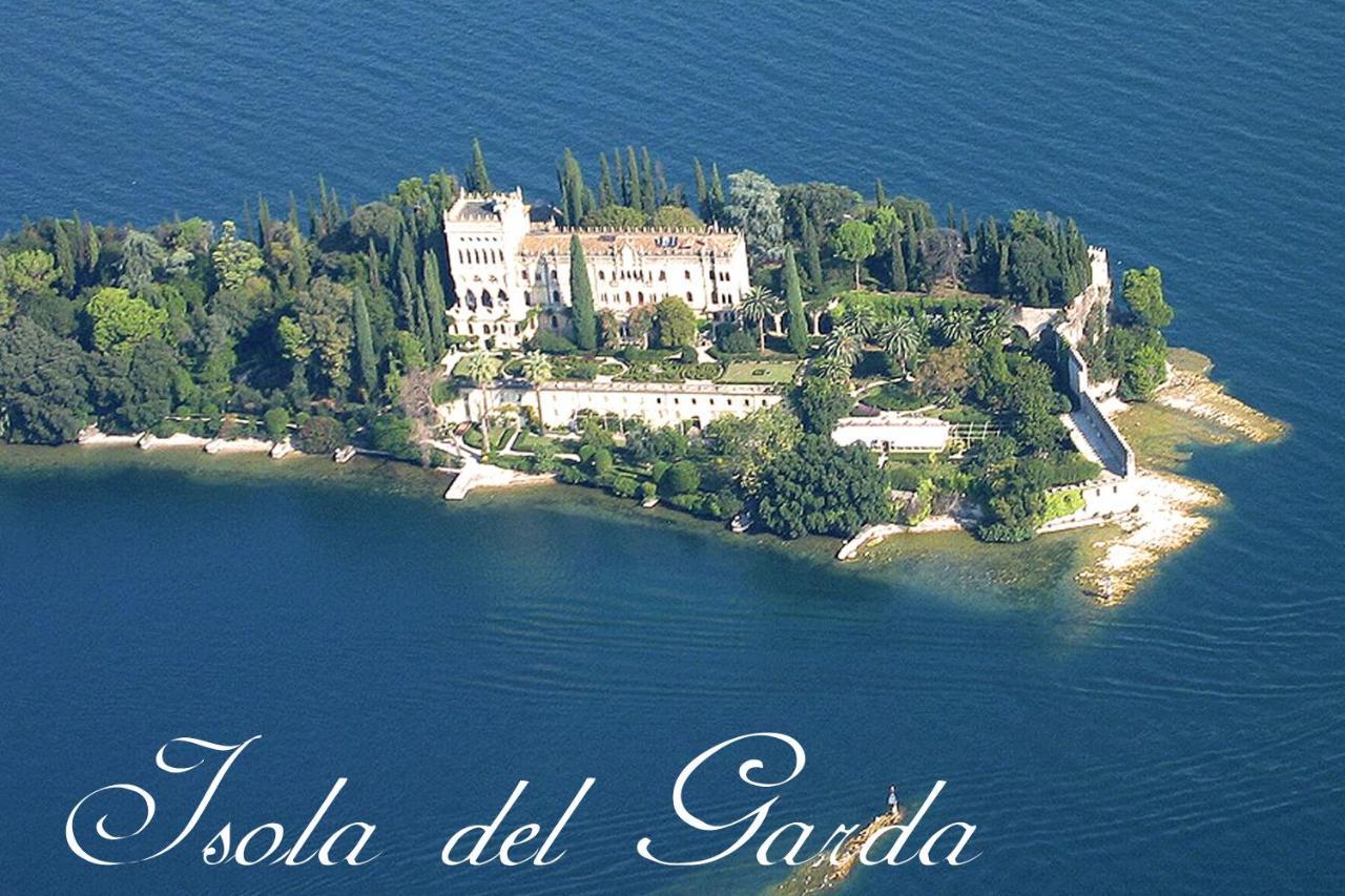 In Vacanza da Miki 03 Desenzano del Garda Esterno foto